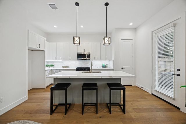 1836 W Tidwell Road, Houston, TX 77091