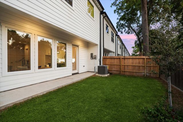 1836 W Tidwell Road, Houston, TX 77091