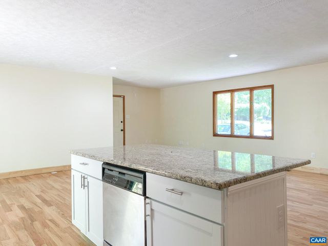 247 GOLDENROD RD, Ruckersville, VA 22968