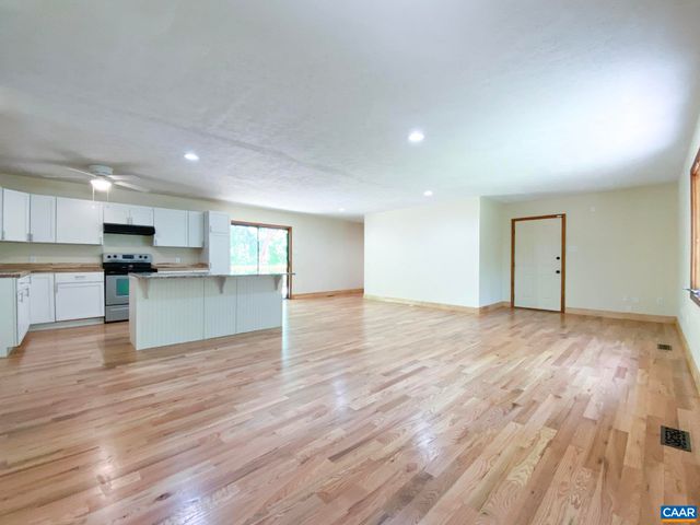 247 GOLDENROD RD, Ruckersville, VA 22968