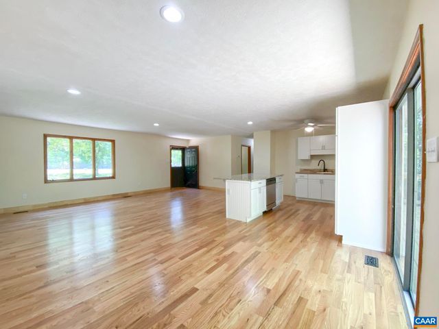 247 GOLDENROD RD, Ruckersville, VA 22968