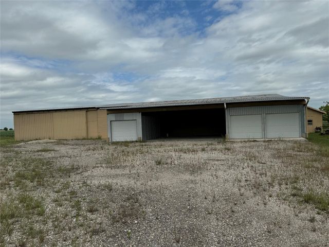 21000 Cameron RD, Coupland, TX 78615
