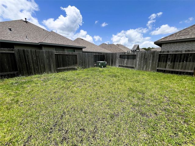 6323 Lemon Balm Lane, Crosby, TX 77532