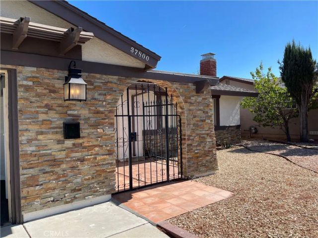 37800 Rudall Avenue, Palmdale, CA 93550