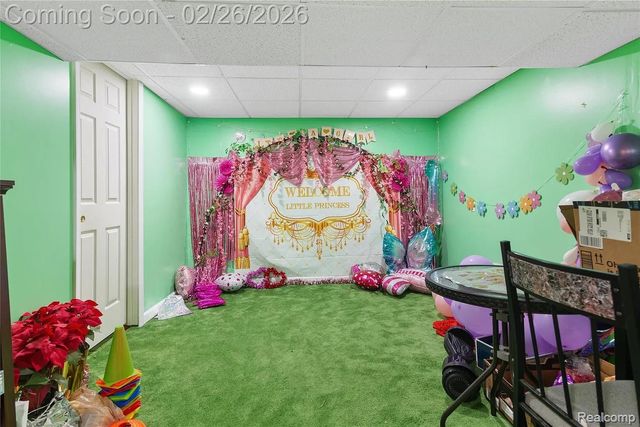 21456 Flanders Street, Farmington Hills, MI 48335