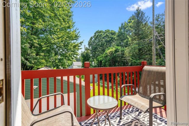 21456 Flanders Street, Farmington Hills, MI 48335