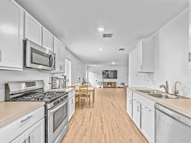 14423 Woodcott Warren Way, Rosharon, TX 77583