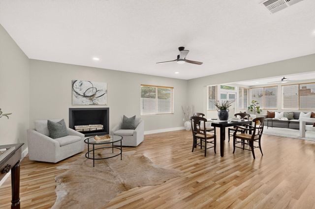 2438 Hendola Drive NE, Albuquerque, NM 87110