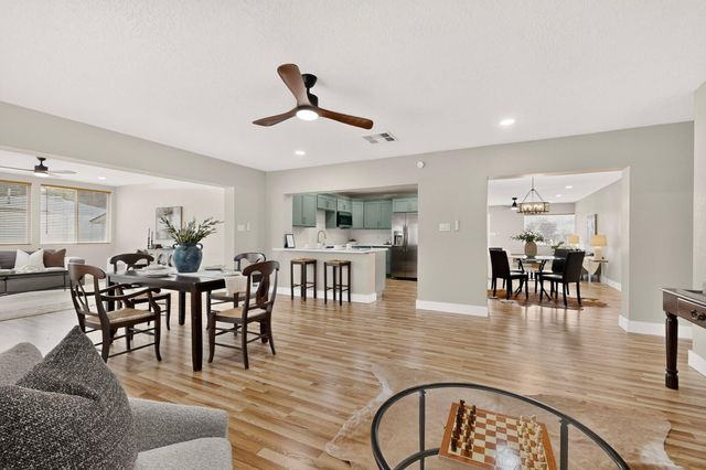 2438 Hendola Drive NE, Albuquerque, NM 87110