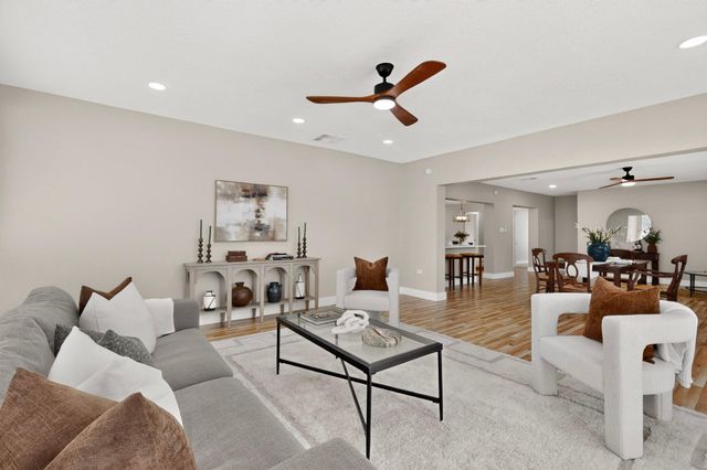 2438 Hendola Drive NE, Albuquerque, NM 87110