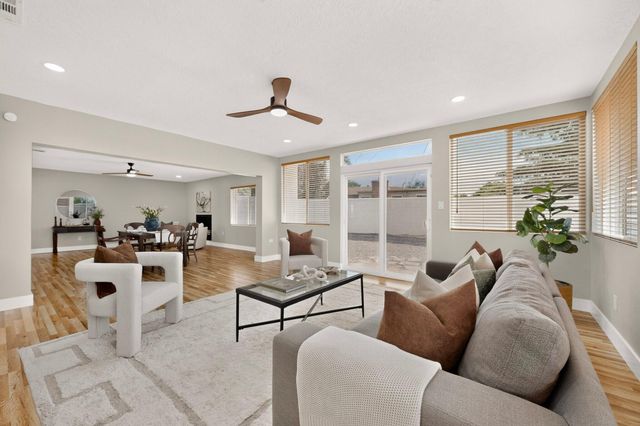 2438 Hendola Drive NE, Albuquerque, NM 87110