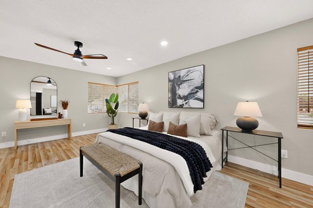2438 Hendola Drive NE, Albuquerque, NM 87110