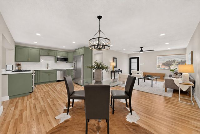 2438 Hendola Drive NE, Albuquerque, NM 87110