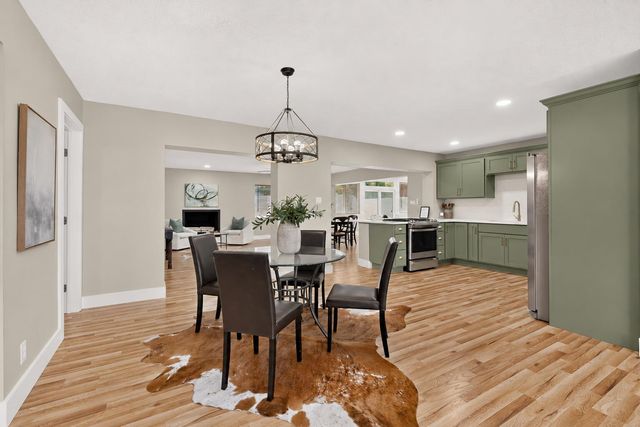 2438 Hendola Drive NE, Albuquerque, NM 87110