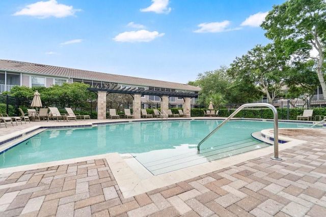 812 LANTERN WAY 104, Clearwater, FL 33765