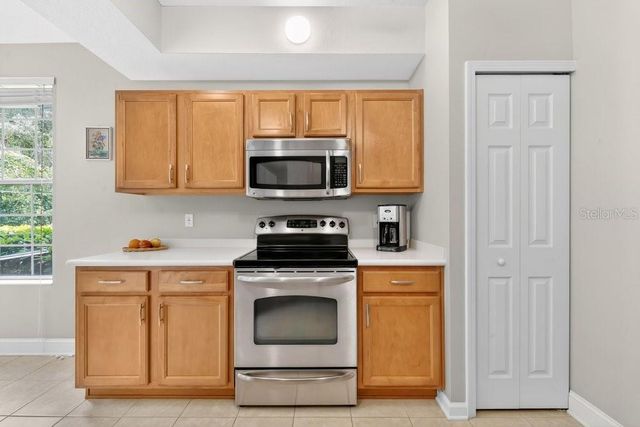 812 LANTERN WAY 104, Clearwater, FL 33765