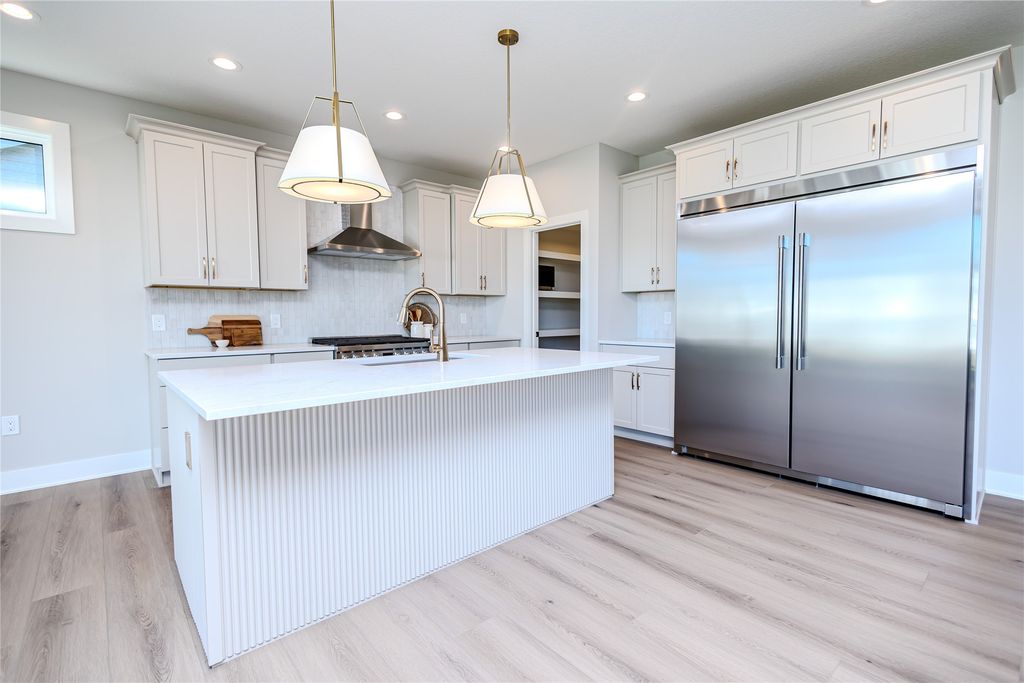 275 NW Montego Court, Waukee, IA 50263