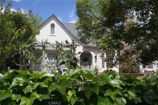 2421 N Heliotrope Drive, Santa Ana, CA 92706