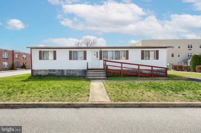 77 2ND AVE, Hanover, PA 17331
