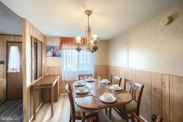 77 2ND AVE, Hanover, PA 17331