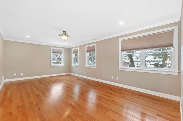 68 Waverley Avenue 2, Newton, MA 02458