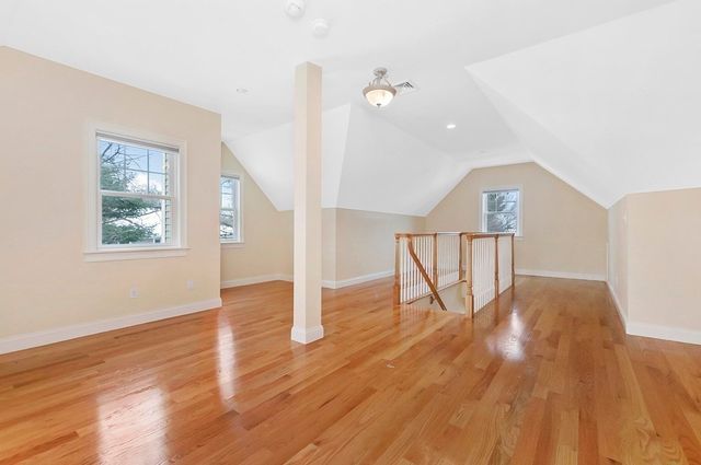 68 Waverley Avenue 2, Newton, MA 02458