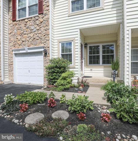 4625 OLD OAK RD, Doylestown, PA 18902