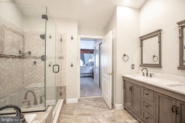 4625 OLD OAK RD, Doylestown, PA 18902