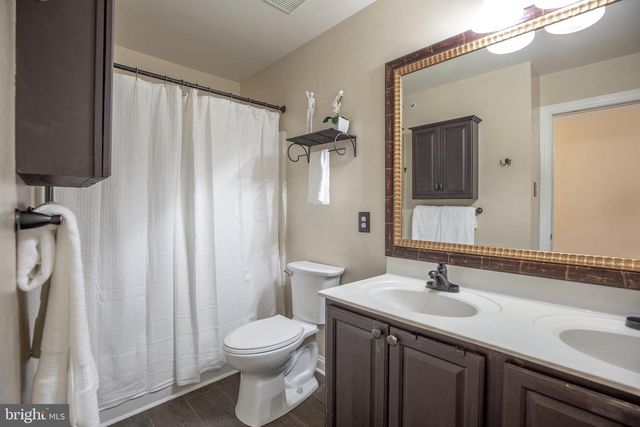 4625 OLD OAK RD, Doylestown, PA 18902