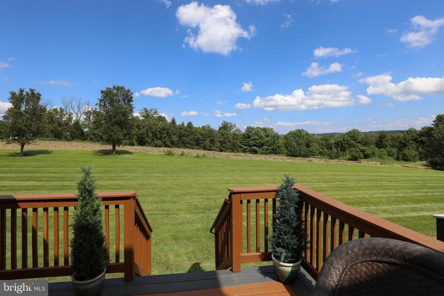 4625 OLD OAK RD, Doylestown, PA 18902