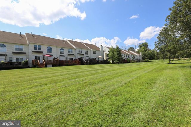 4625 OLD OAK RD, Doylestown, PA 18902