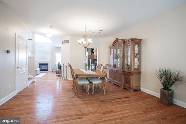 4625 OLD OAK RD, Doylestown, PA 18902