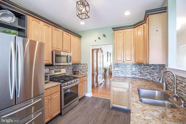 4625 OLD OAK RD, Doylestown, PA 18902