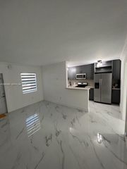 4250 SW 67th Avenue 24, Miami, FL 33155