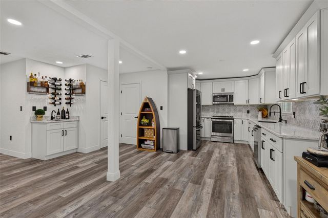 1435 BURNING TREE ROAD, Tarpon Springs, FL 34689