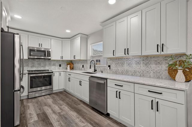 1435 BURNING TREE ROAD, Tarpon Springs, FL 34689