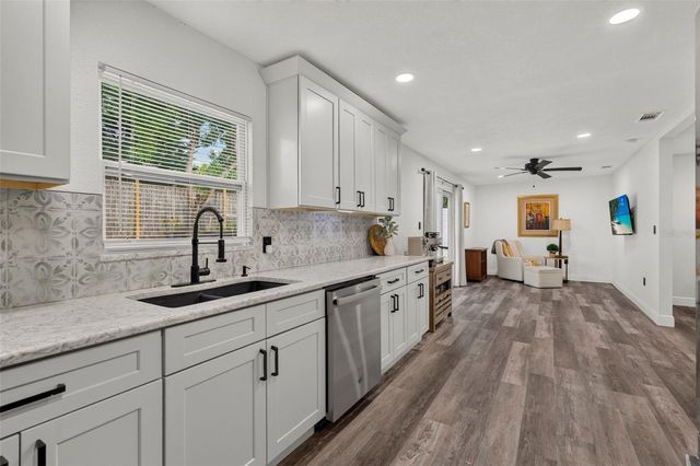 1435 BURNING TREE ROAD, Tarpon Springs, FL 34689