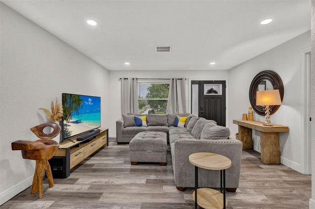 1435 BURNING TREE ROAD, Tarpon Springs, FL 34689