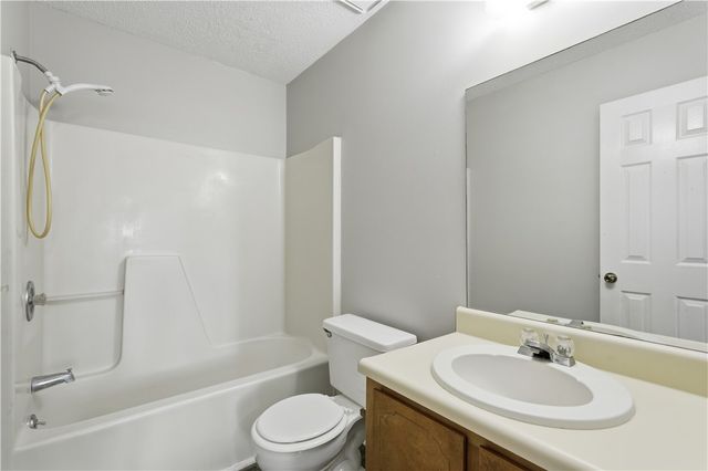 735 Kadi Lane, Hinesville, GA 31313