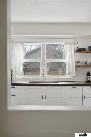 2729 Arlington Avenue, Lincoln, NE 68502