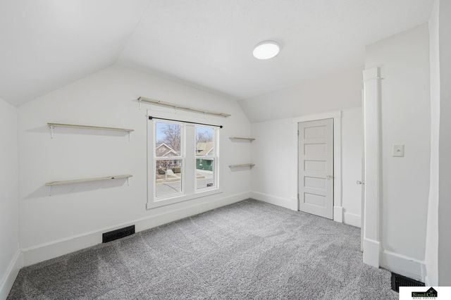 2729 Arlington Avenue, Lincoln, NE 68502