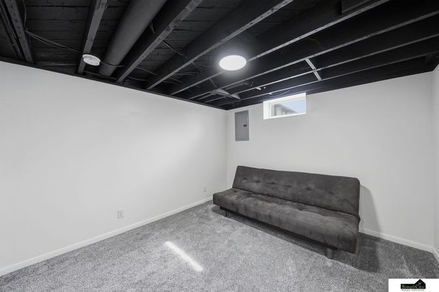 2729 Arlington Avenue, Lincoln, NE 68502