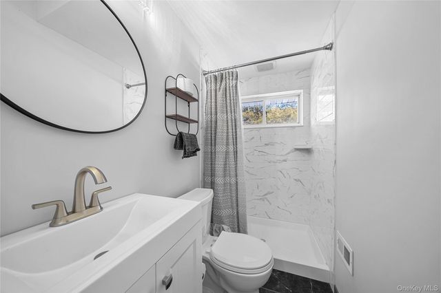 14 Pheasant Lane, East Setauket, NY 11733