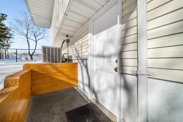 14 Pheasant Lane, East Setauket, NY 11733