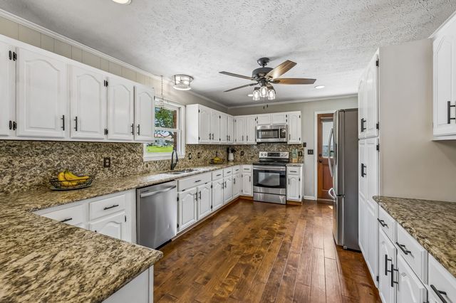 2446 Hwy 31, E, Gallatin, TN 37066