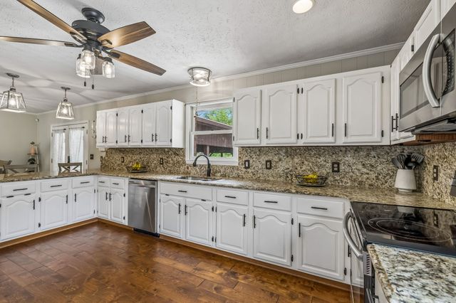 2446 Hwy 31, E, Gallatin, TN 37066