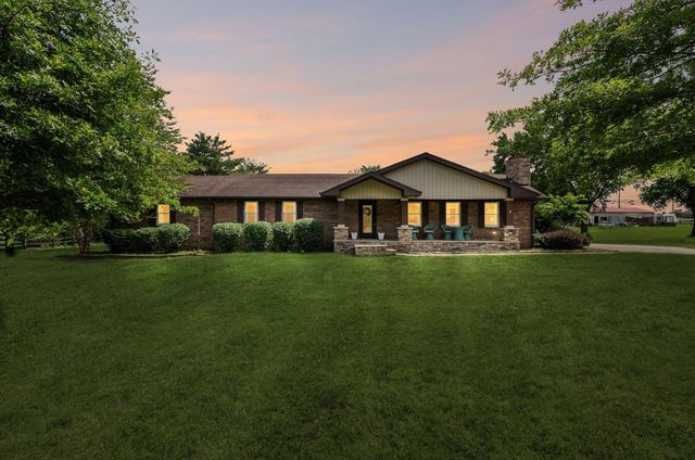 2446 Hwy 31, E, Gallatin, TN 37066