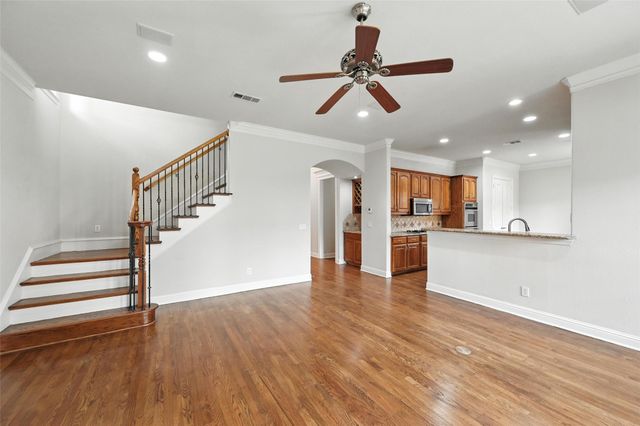 6115 Belmont Avenue, Dallas, TX 75214
