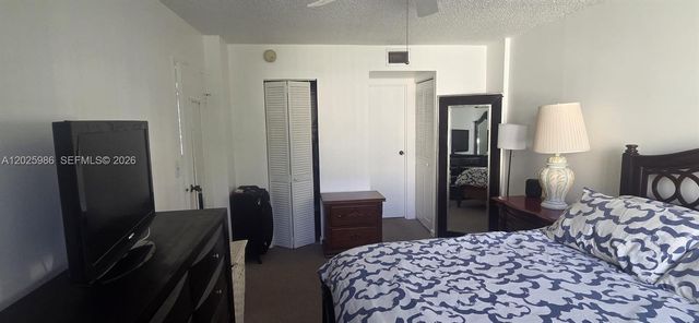 2999 NW 48th Ave 246, Lauderdale Lakes, FL 33313