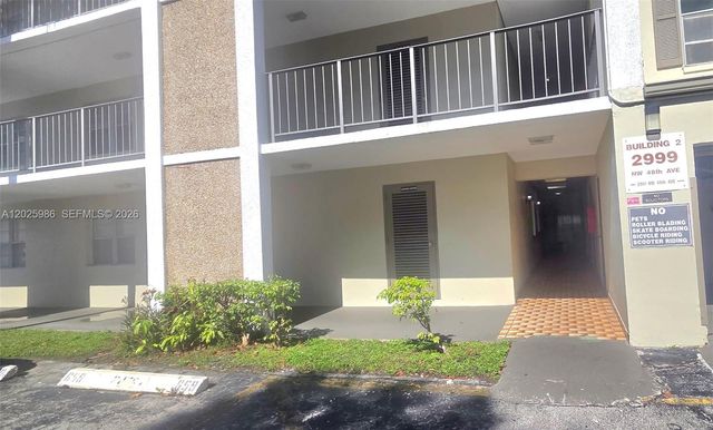 2999 NW 48th Ave 246, Lauderdale Lakes, FL 33313